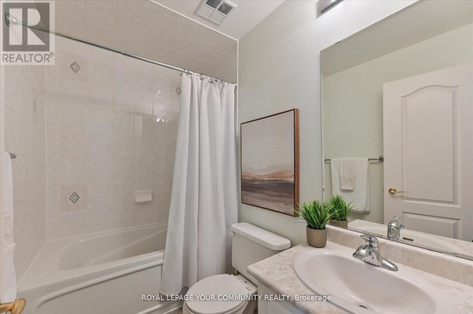 38 Brass Drive, Richmond Hill (Jefferson), Ontario  L4E 4T3 - Photo 30 - N12443109