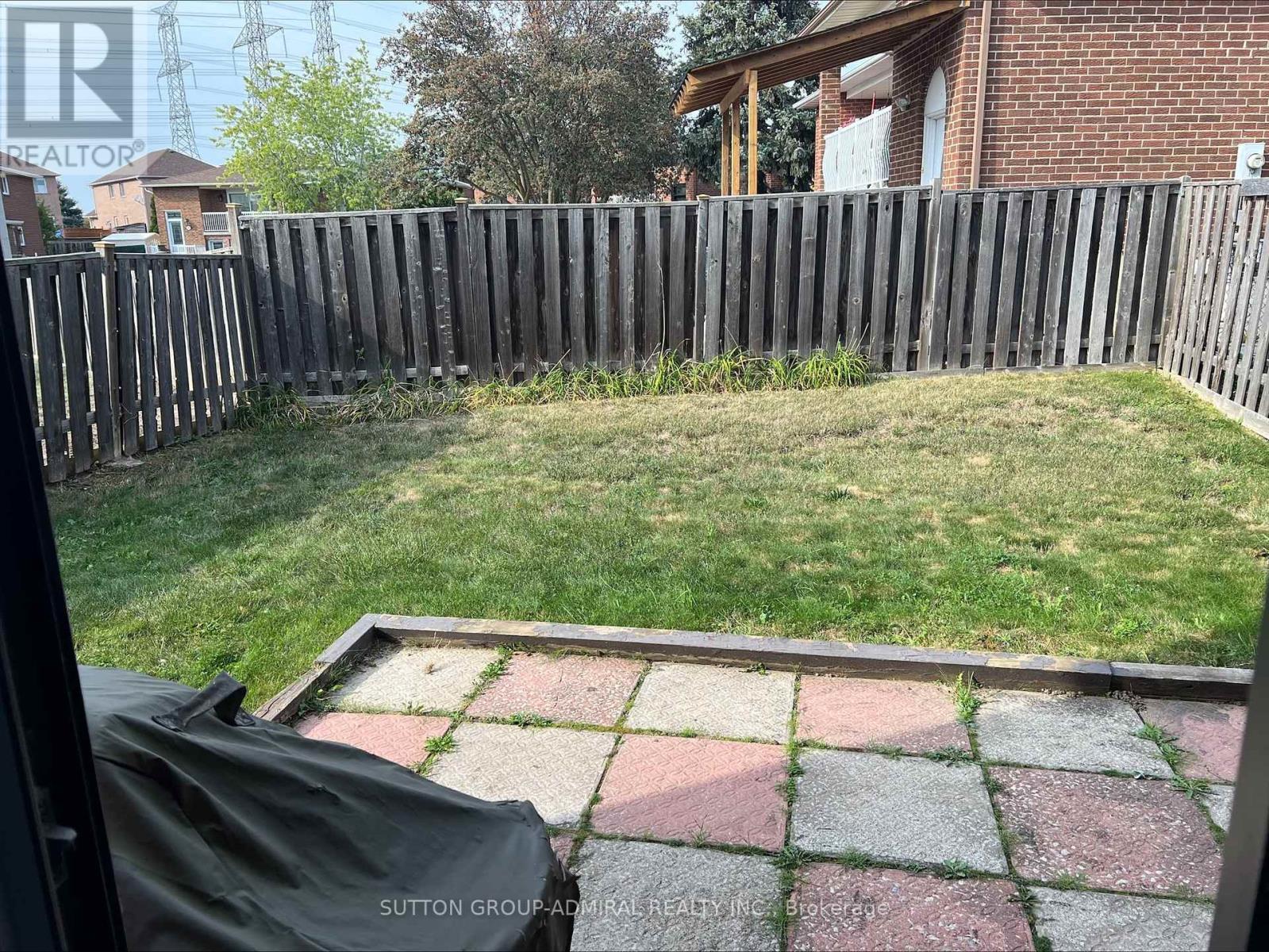 14 Prairie Dunes Place, Vaughan (Glen Shields), Ontario  L4K 2E4 - Photo 13 - N12443111