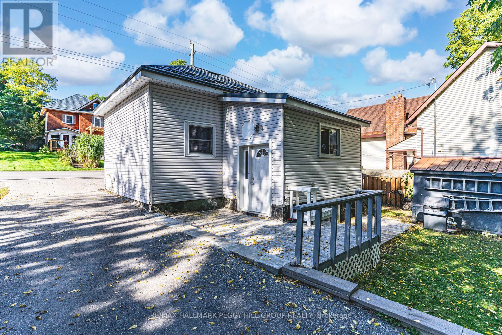 135 Sixth Street, Midland, Ontario  L4R 3X5 - Photo 10 - S12443007