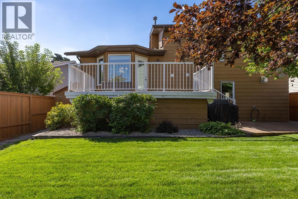 32 Rideau Close Sw, Airdrie, Alberta  T4B 1A6 - Photo 37 - A2251147