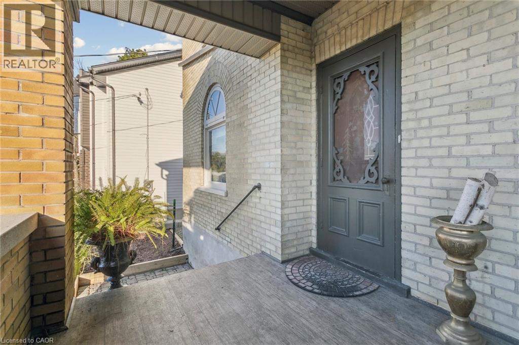 132 Queen Street W, Cambridge, Ontario  N3C 1G3 - Photo 5 - 40774022
