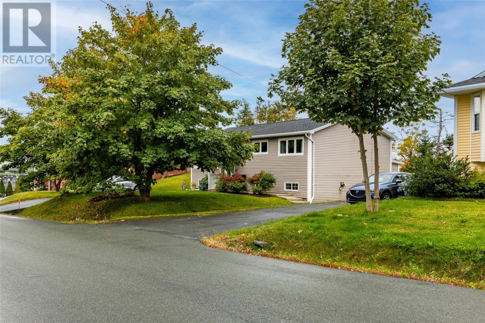 11 Irving Drive, Paradise, Newfoundland & Labrador  A1L 1R9 - Photo 3 - 1291196