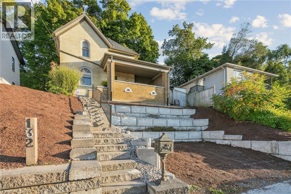 132 Queen Street W, Cambridge, Ontario  N3C 1G3 - Photo 3 - 40774022