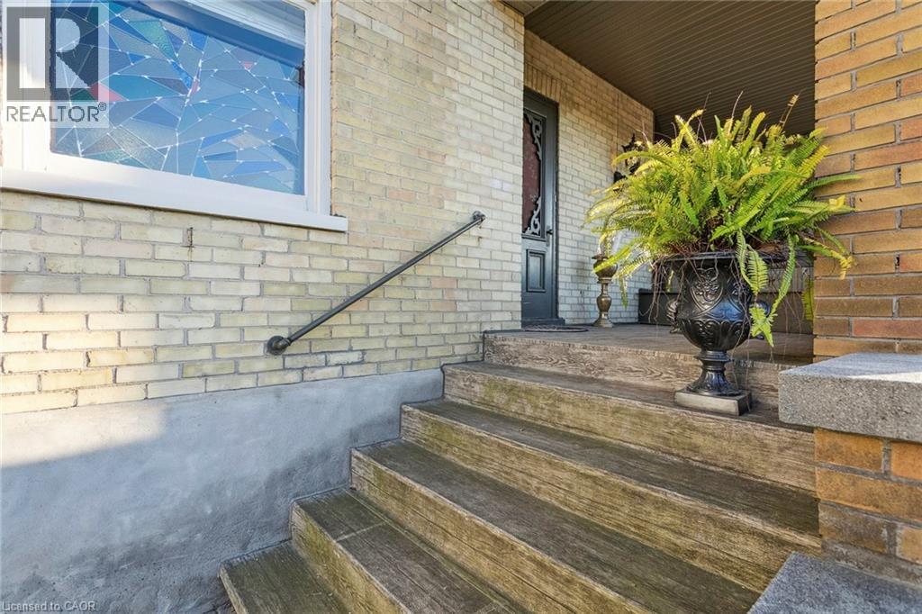 132 Queen Street W, Cambridge, Ontario  N3C 1G3 - Photo 4 - 40774022