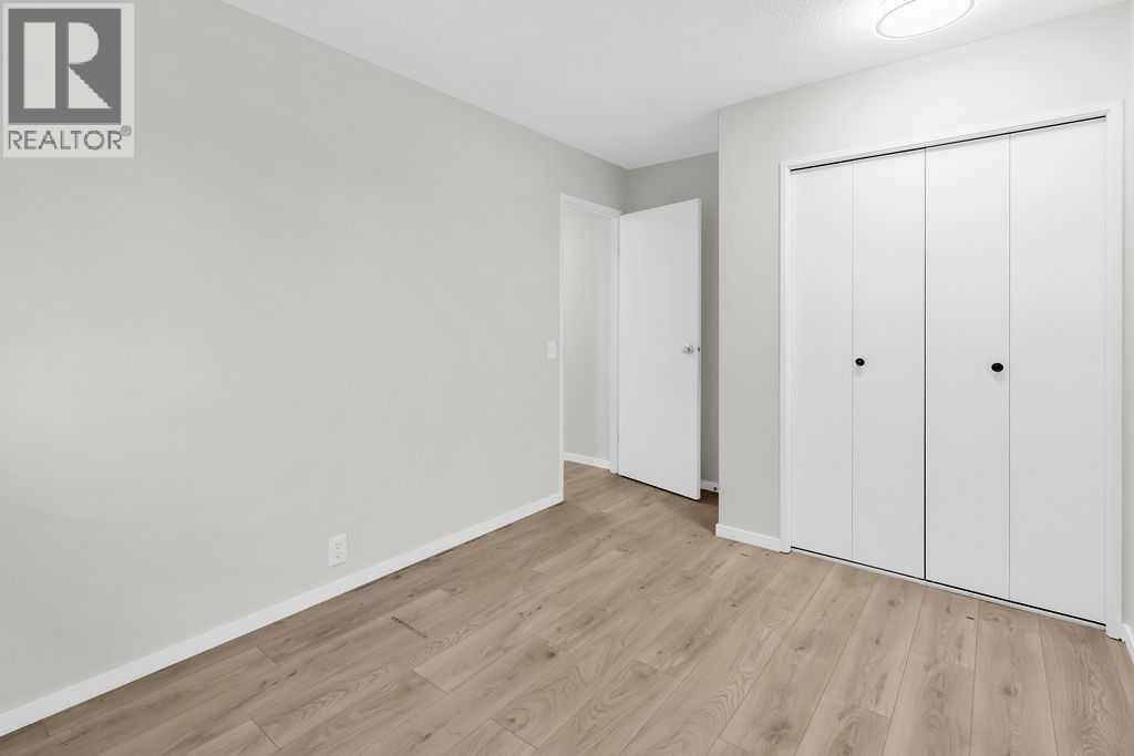 10 Radcliffe Crescent Se, Calgary, Alberta  T2Z 5X2 - Photo 18 - A2257486