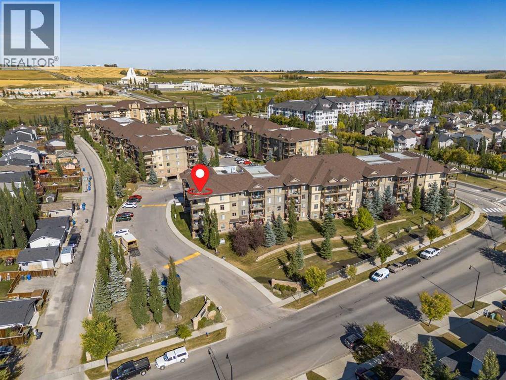 1304, 92 Crystal Shores Road, Okotoks, Alberta  T1S 2M8 - Photo 33 - A2258956