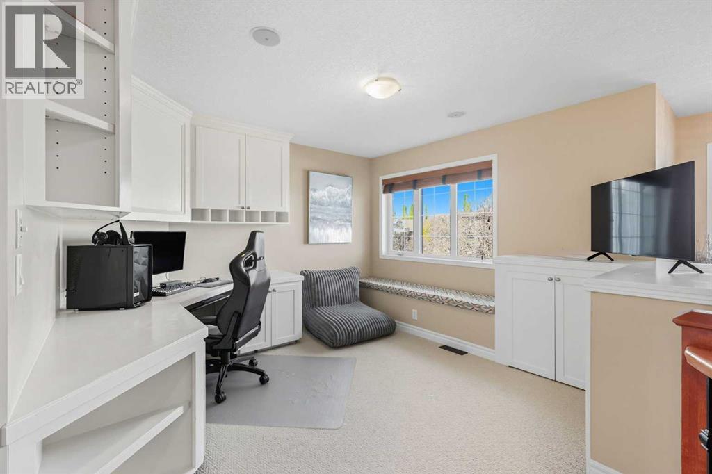 7 Panatella Close Nw, Calgary, Alberta  T3K 6B3 - Photo 25 - A2259686