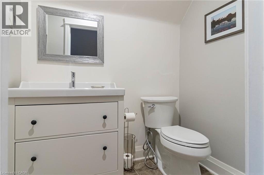 211 Wexford Avenue S, Hamilton, Ontario  L8K 2P1 - Photo 21 - 40775524