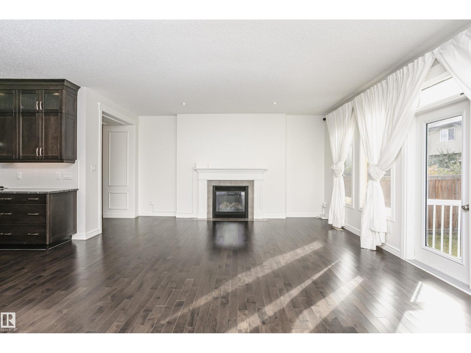 17867 8 Av Sw, Edmonton, Alberta  T6W 2S7 - Photo 9 - E4460666