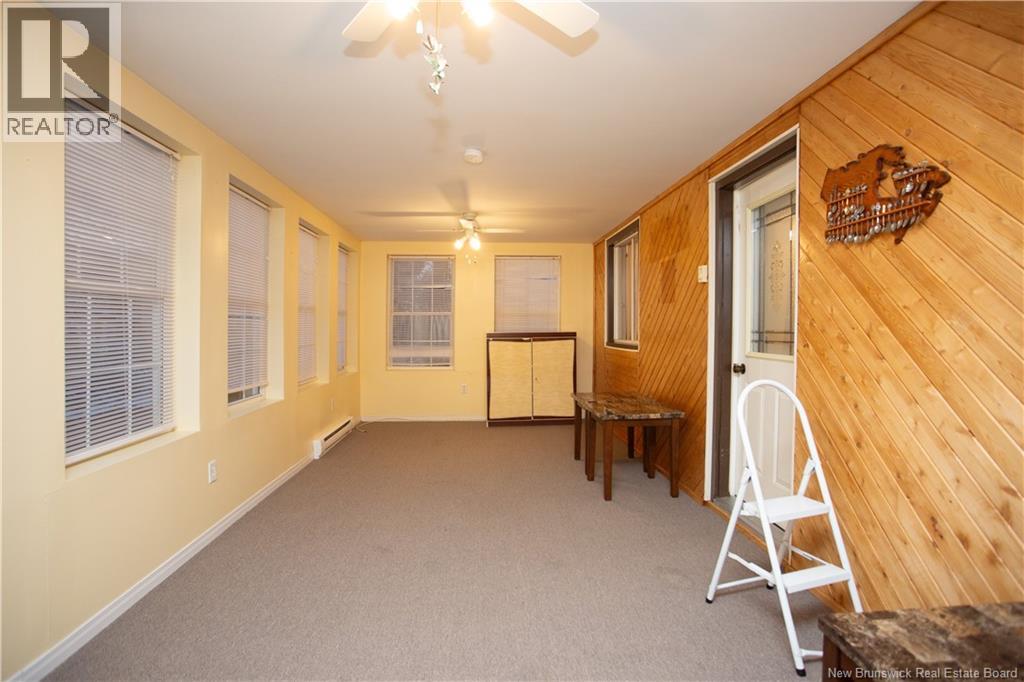 4 Cedar Street, Mcadam, New Brunswick  E6J 1V6 - Photo 17 - NB127932