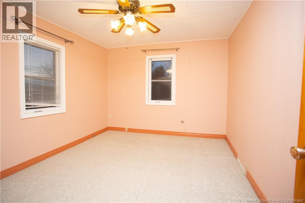 4 Cedar Street, Mcadam, New Brunswick  E6J 1V6 - Photo 25 - NB127932