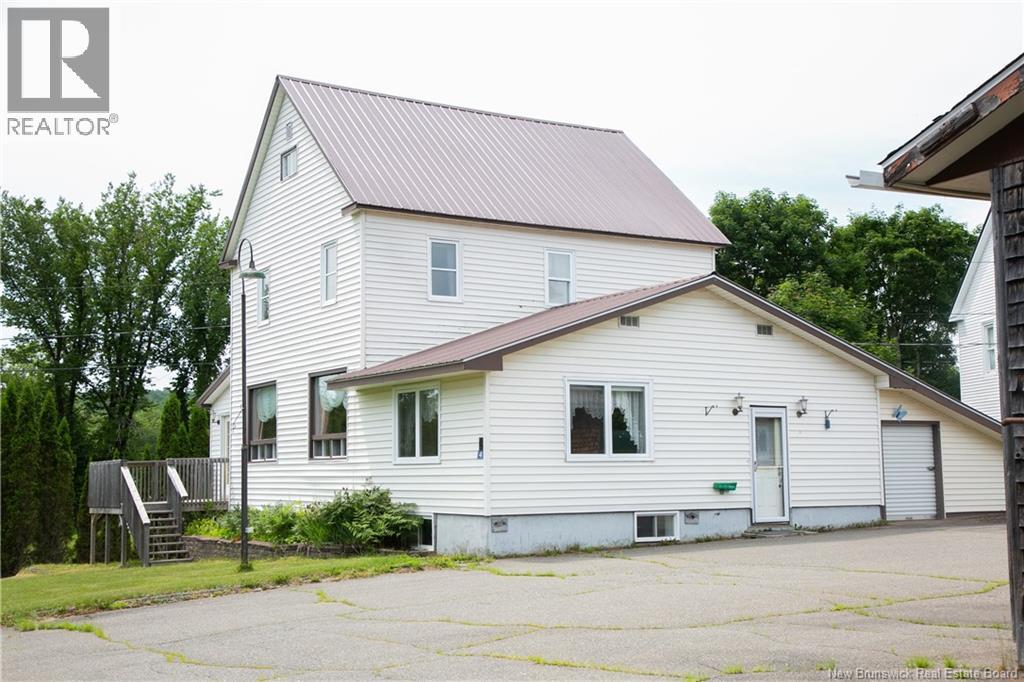 4 Cedar Street, Mcadam, New Brunswick  E6J 1V6 - Photo 44 - NB127932