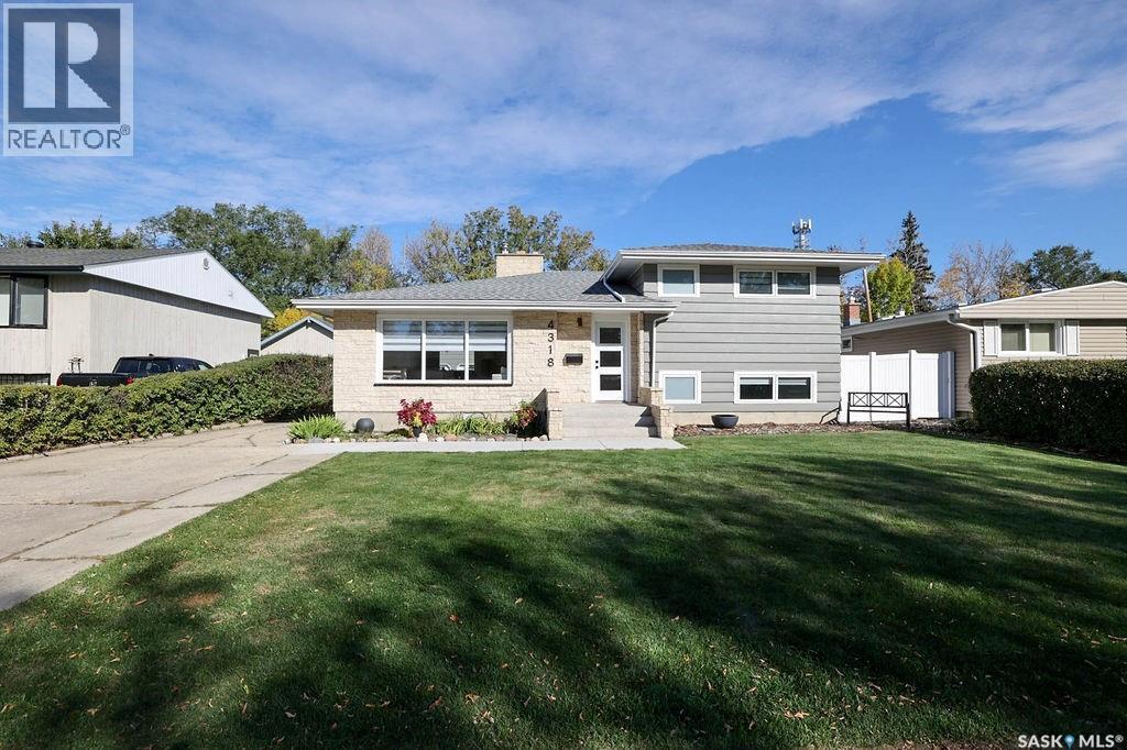 4318 Castle ROAD, Regina, Saskatchewan