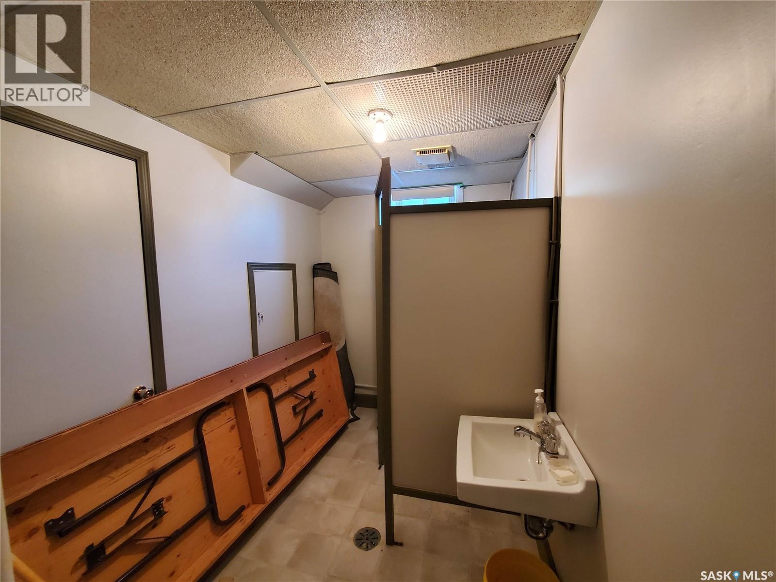 242 Third Avenue S, Kamsack, Saskatchewan  S0A 1S0 - Photo 11 - SK019879