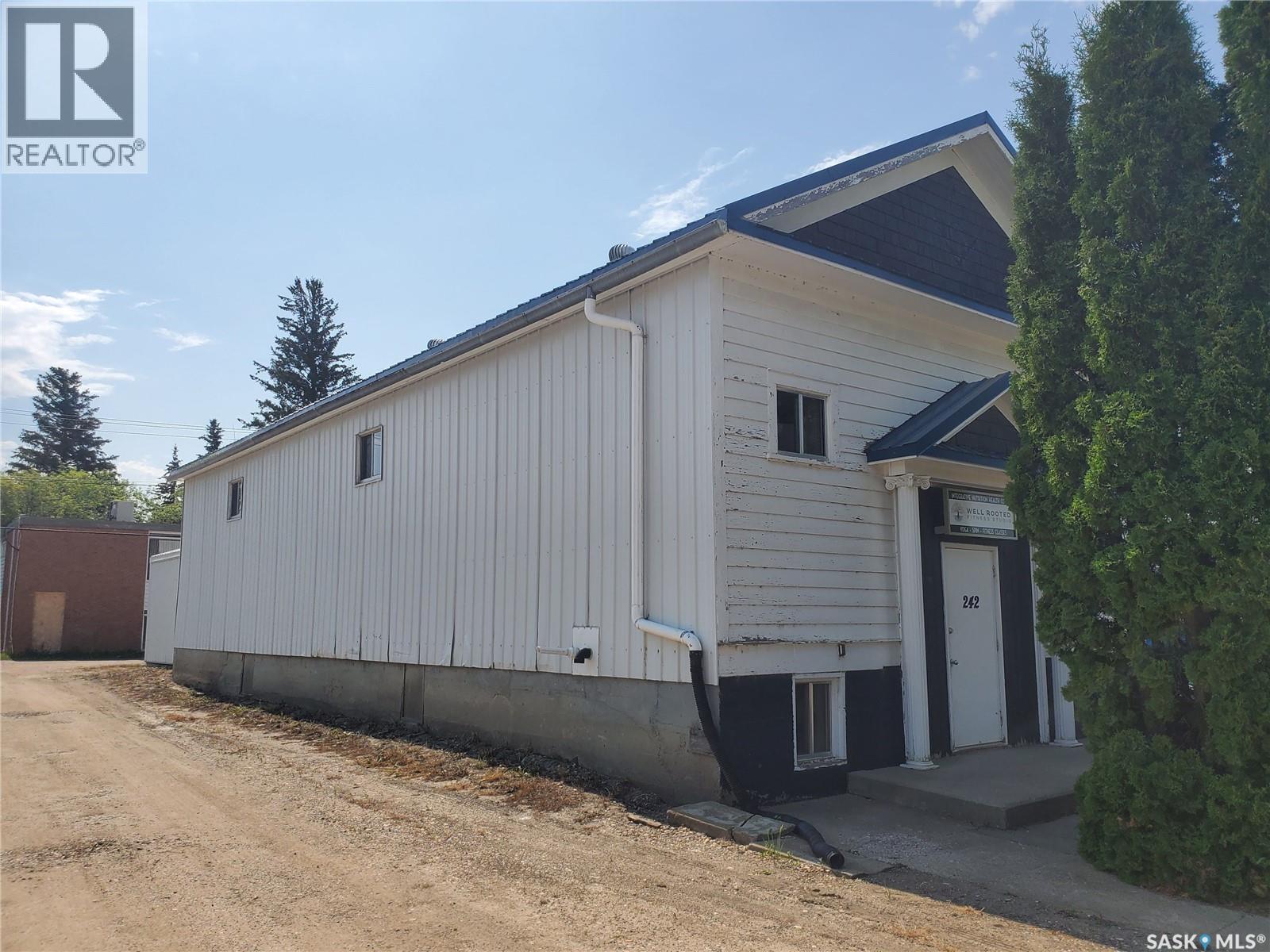 242 Third Avenue S, Kamsack, Saskatchewan  S0A 1S0 - Photo 14 - SK019879