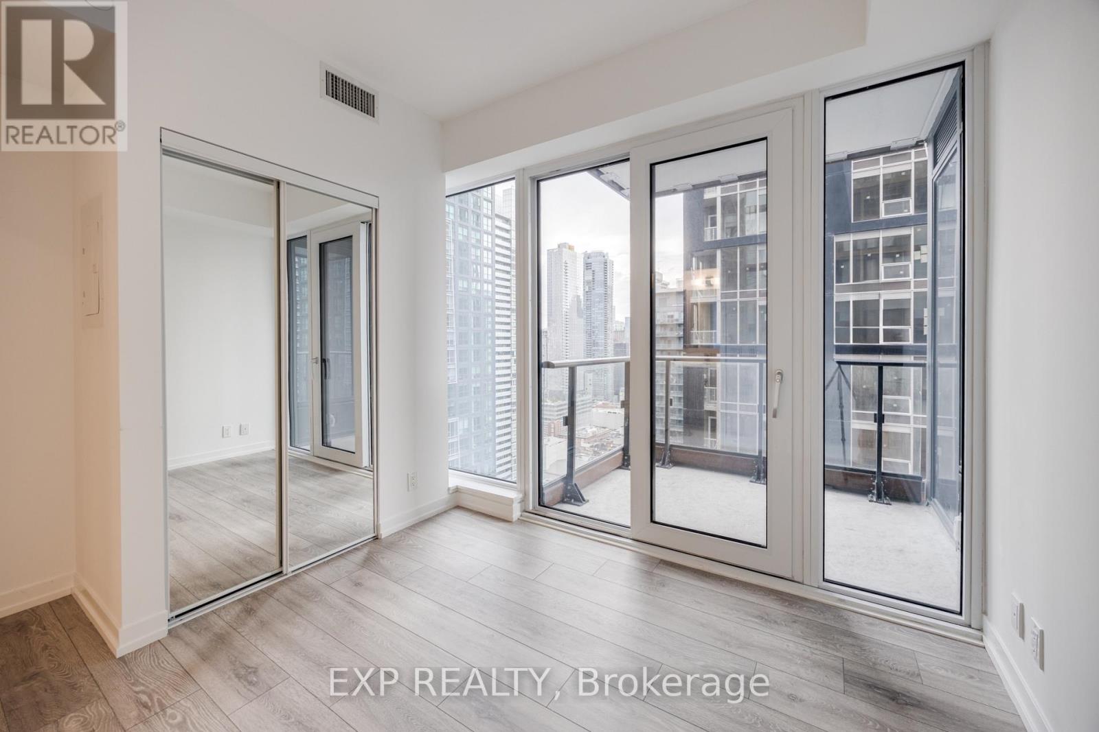 3509 - 55 Mercer Street, Toronto (Waterfront Communities), Ontario  M5V 0W4 - Photo 25 - C12443138