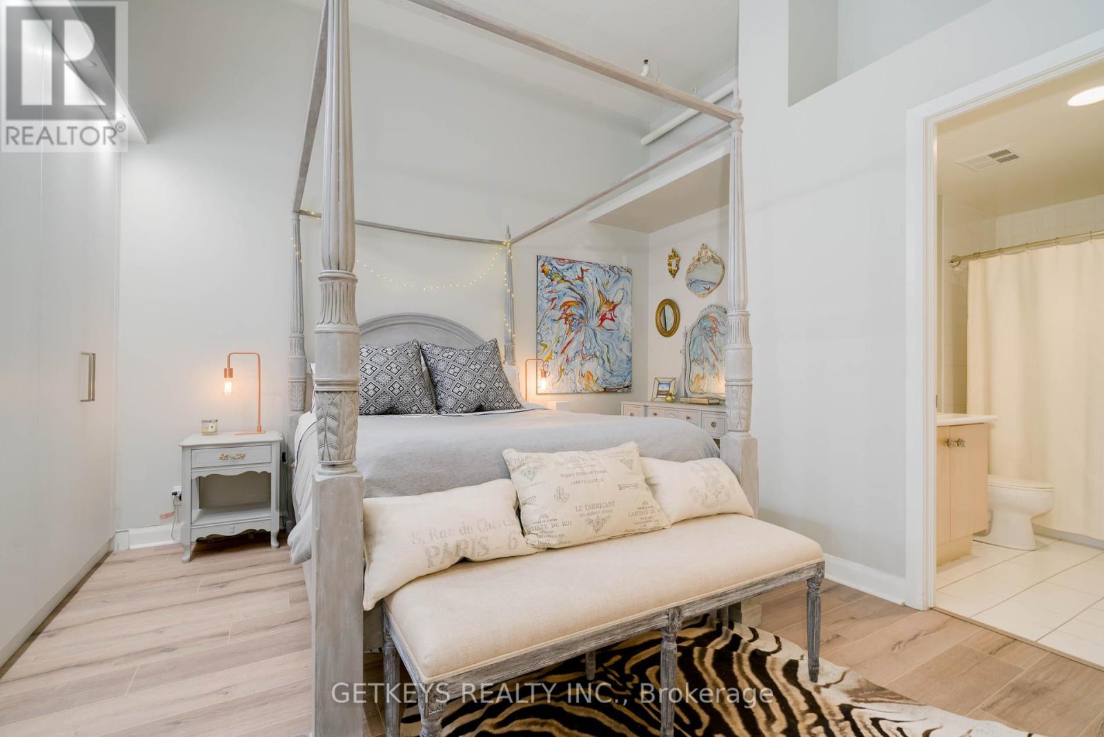 908 - 700 King Street, Toronto, Ontario  M5V 2Y6 - Photo 3 - C12443140