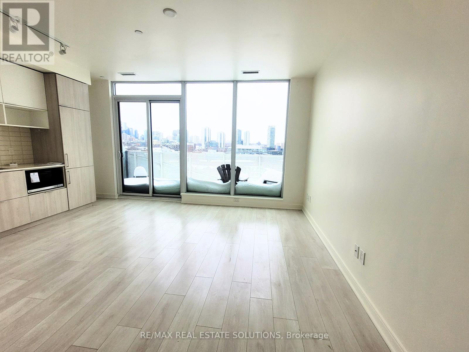 1214 - 60 Tannery Road, Toronto (Waterfront Communities), Ontario  M5A 0S8 - Photo 3 - C12443190