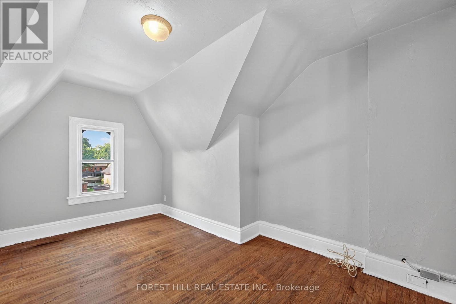 487 Clendenan Avenue, Toronto (Junction Area), Ontario  M6P 2X7 - Photo 16 - W12442916