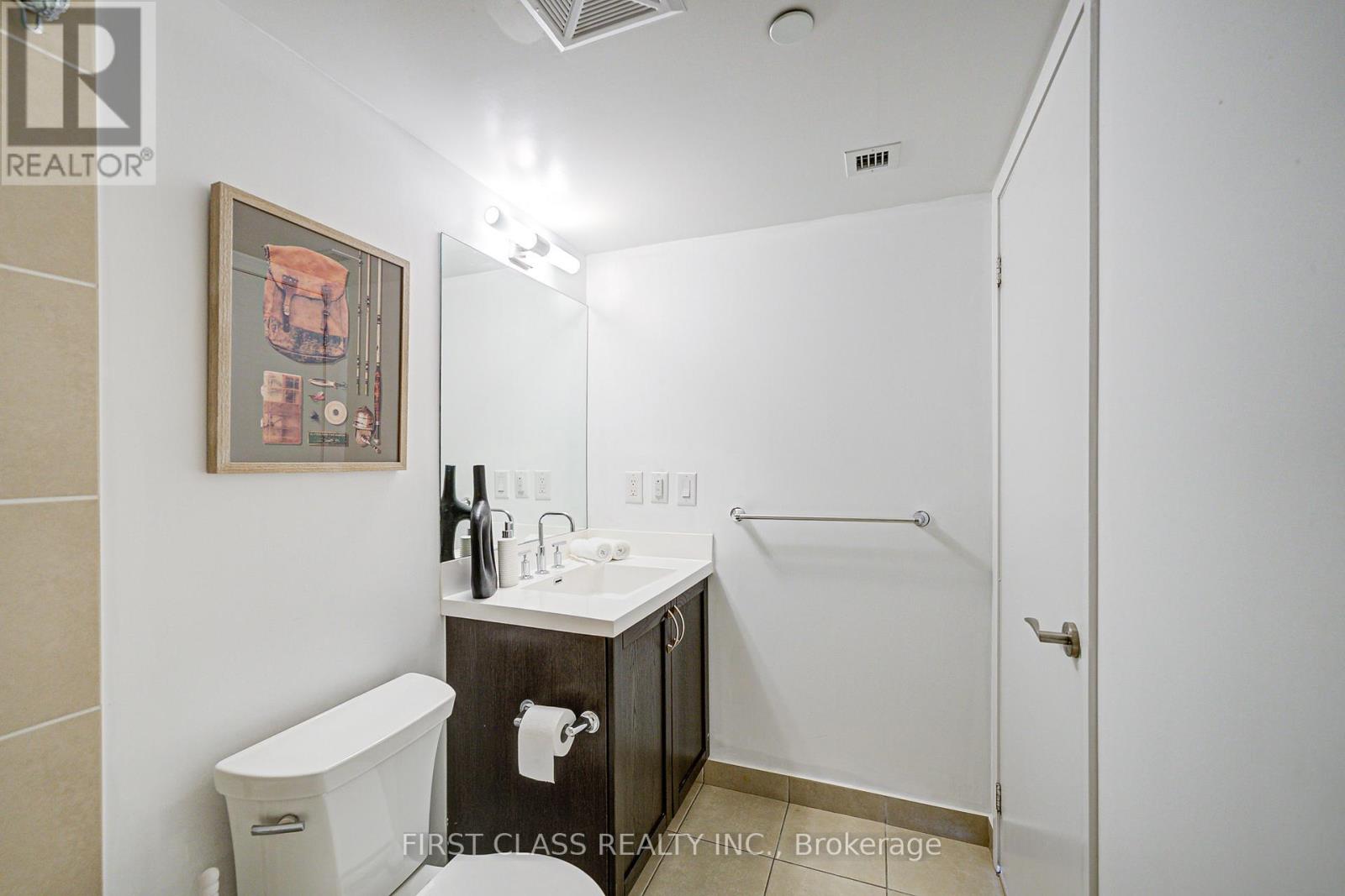 526 - 3091 Dufferin Street, Toronto (Yorkdale-Glen Park), Ontario  M6A 2S7 - Photo 12 - W12442923