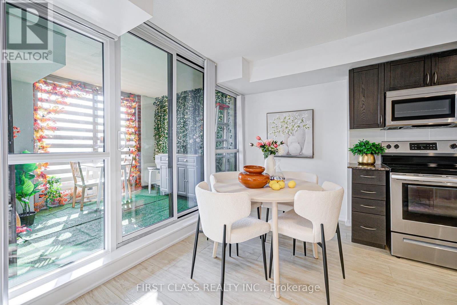 526 - 3091 Dufferin Street, Toronto (Yorkdale-Glen Park), Ontario  M6A 2S7 - Photo 14 - W12442923