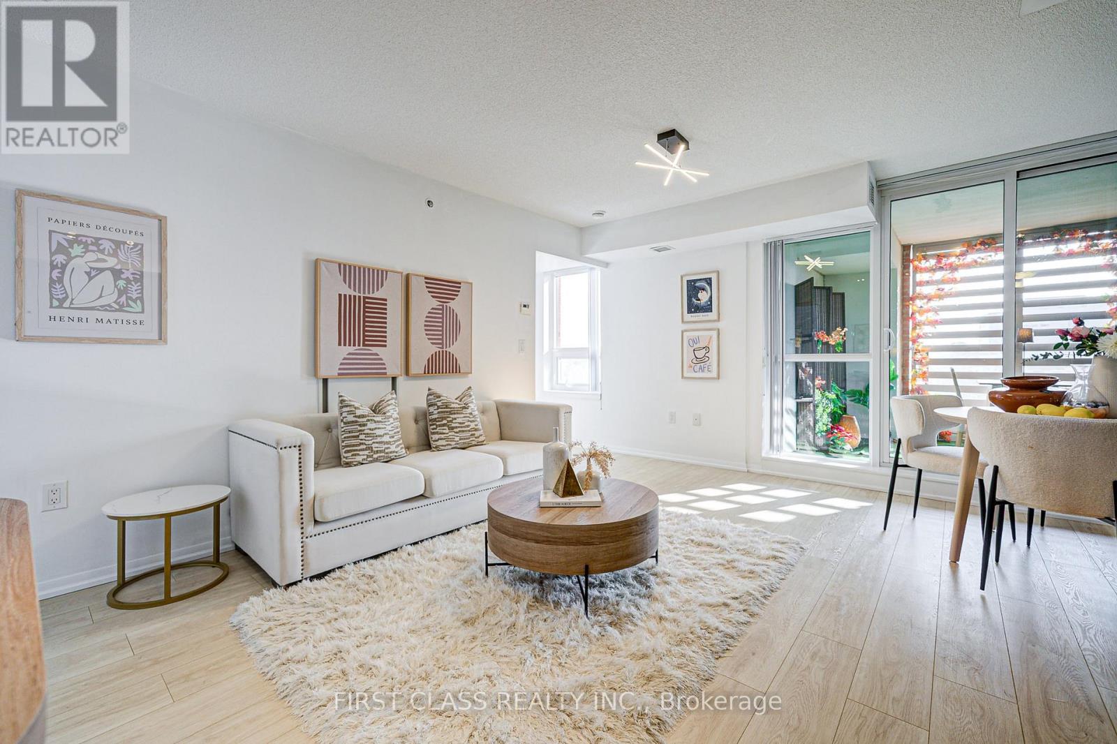 526 - 3091 Dufferin Street, Toronto (Yorkdale-Glen Park), Ontario  M6A 2S7 - Photo 15 - W12442923