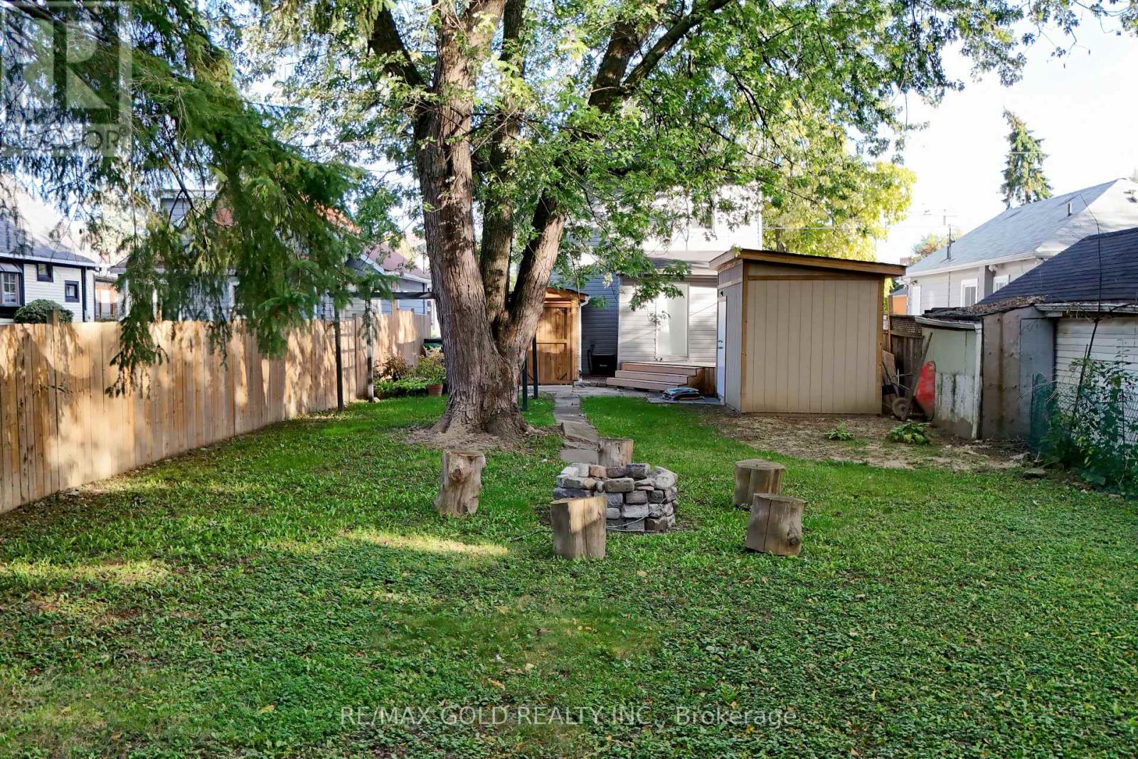 28 Royce Avenue, Brampton (Northwest Brampton), Ontario  L6Y 1J5 - Photo 2 - W12442934
