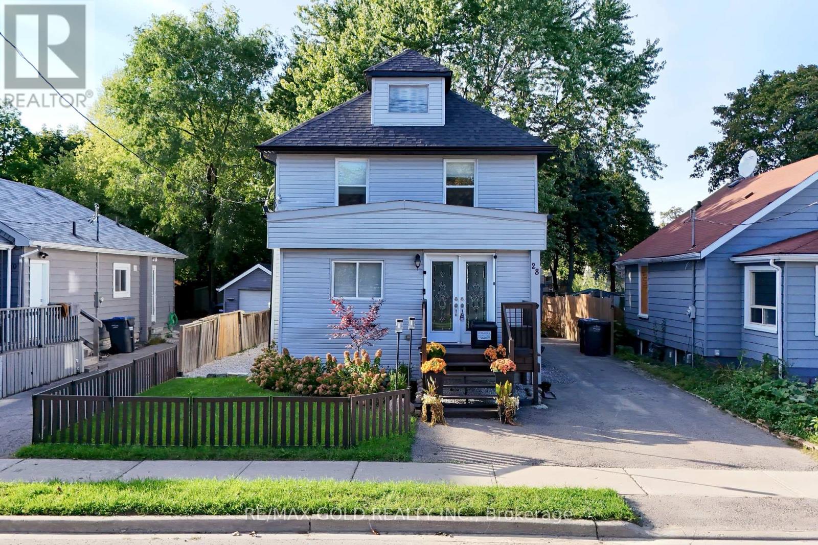 28 Royce Avenue, Brampton (Northwest Brampton), Ontario  L6Y 1J5 - Photo 42 - W12442934
