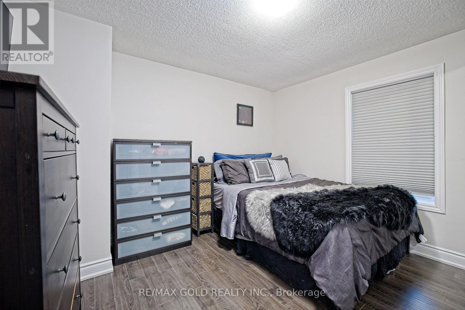 28 Royce Avenue, Brampton (Northwest Brampton), Ontario  L6Y 1J5 - Photo 9 - W12442934
