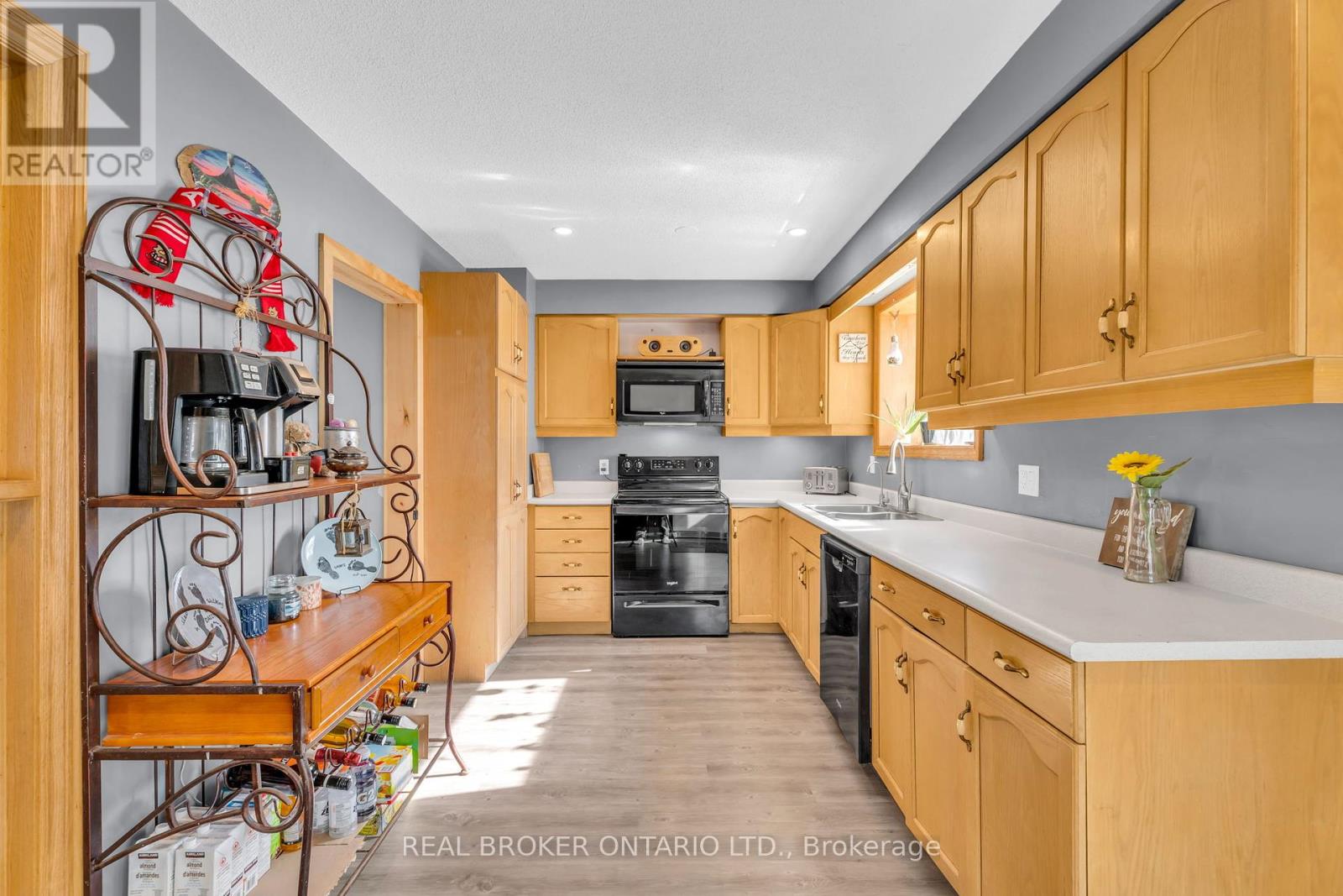 66a Dawson Road, Orangeville, Ontario  L9W 2W5 - Photo 10 - W12442950