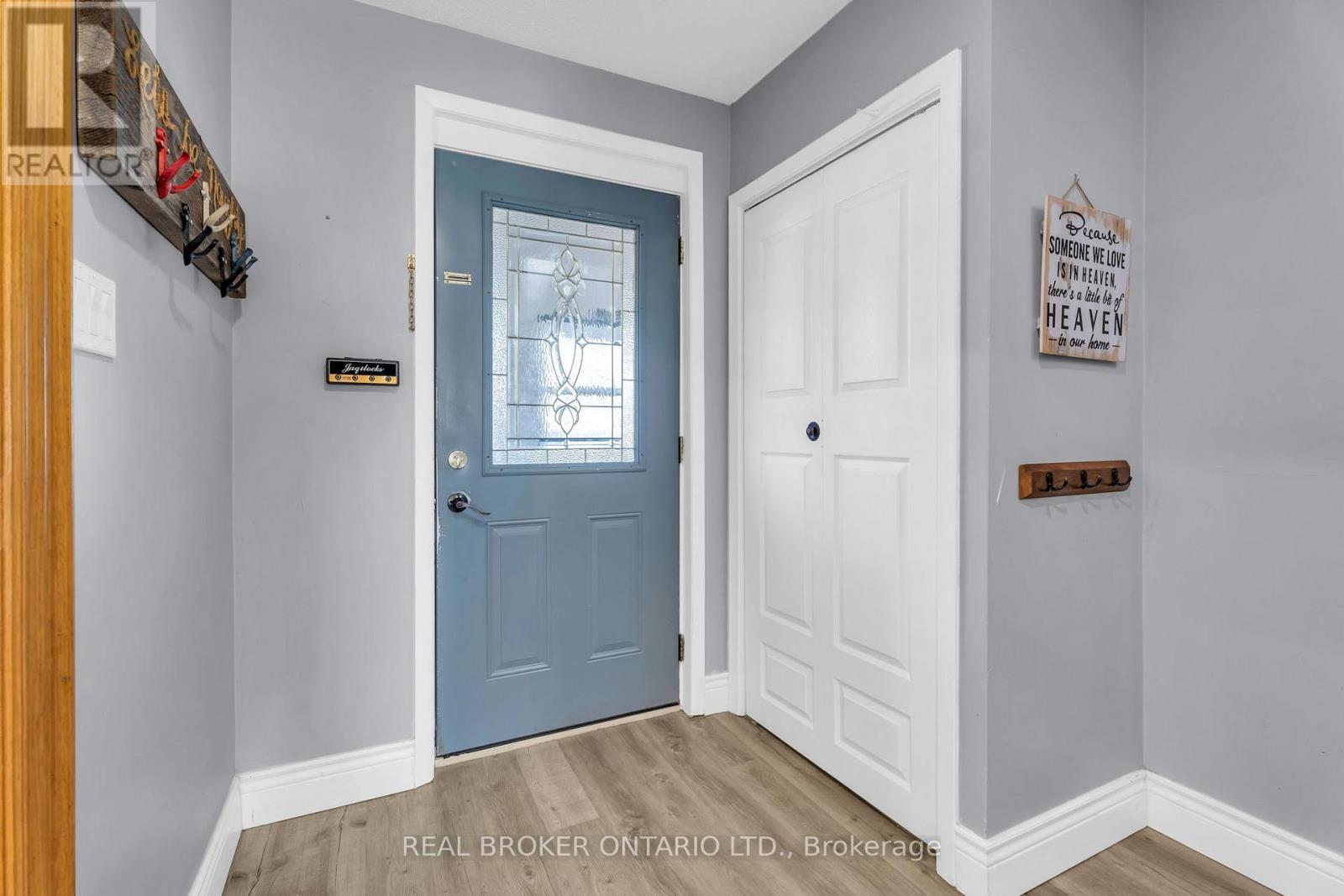 66a Dawson Road, Orangeville, Ontario  L9W 2W5 - Photo 4 - W12442950