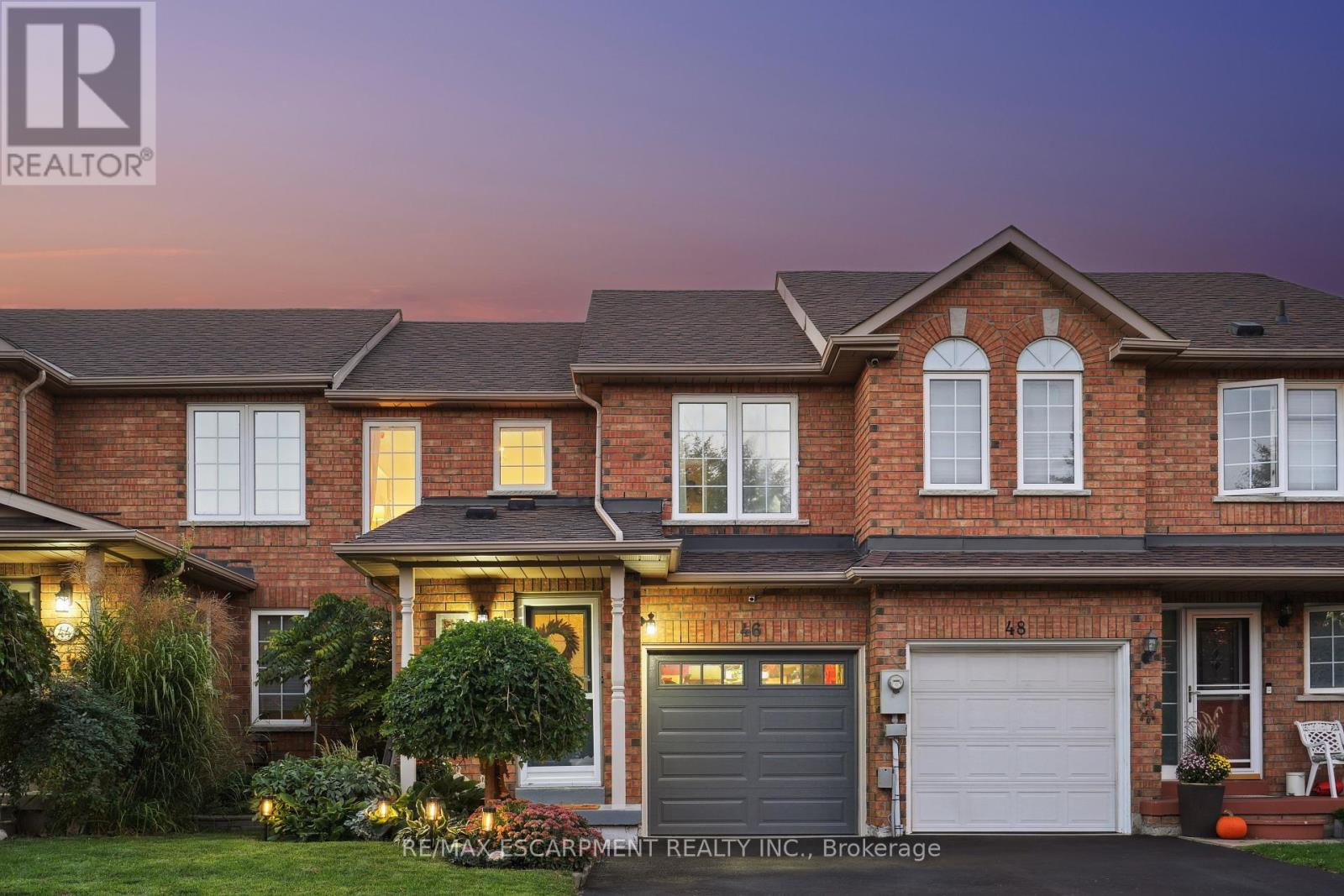 46 Dawson Crescent, Milton (Om Old Milton), Ontario  L9T 5H9 - Photo 1 - W12442967