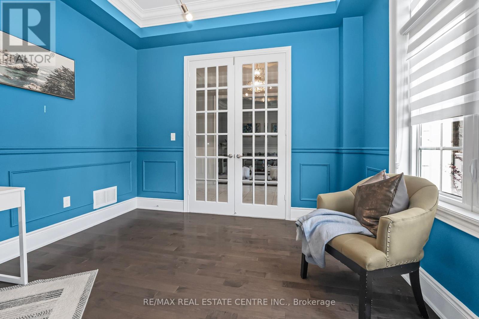 102 Belladonna Circle, Brampton (Toronto Gore Rural Estate), Ontario  L6P 4B6 - Photo 11 - W12442968