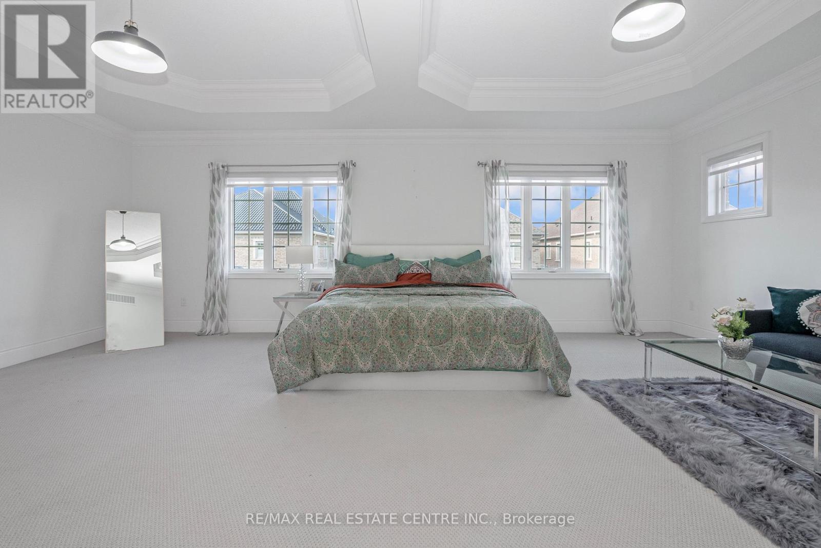 102 Belladonna Circle, Brampton (Toronto Gore Rural Estate), Ontario  L6P 4B6 - Photo 23 - W12442968