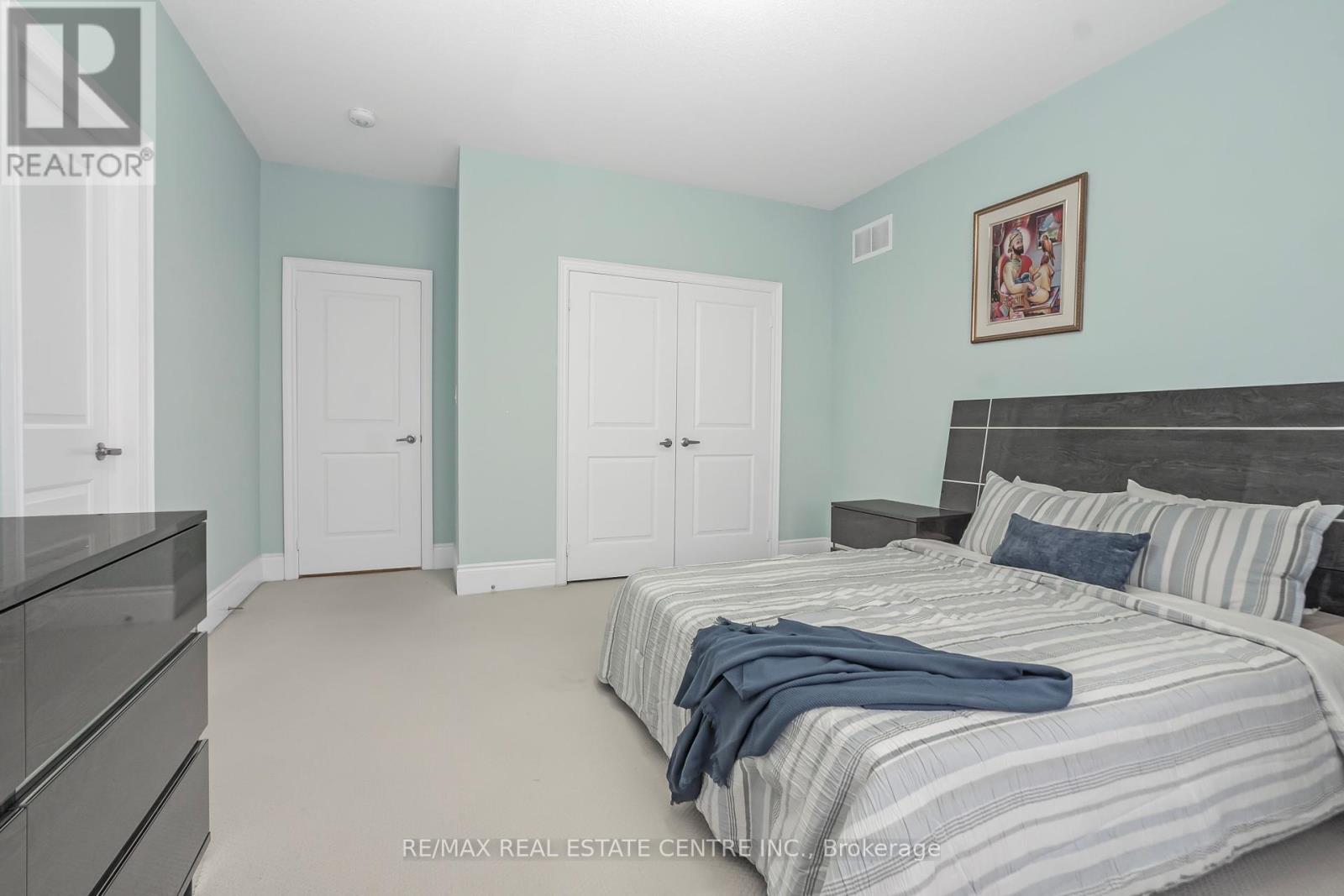 102 Belladonna Circle, Brampton (Toronto Gore Rural Estate), Ontario  L6P 4B6 - Photo 28 - W12442968