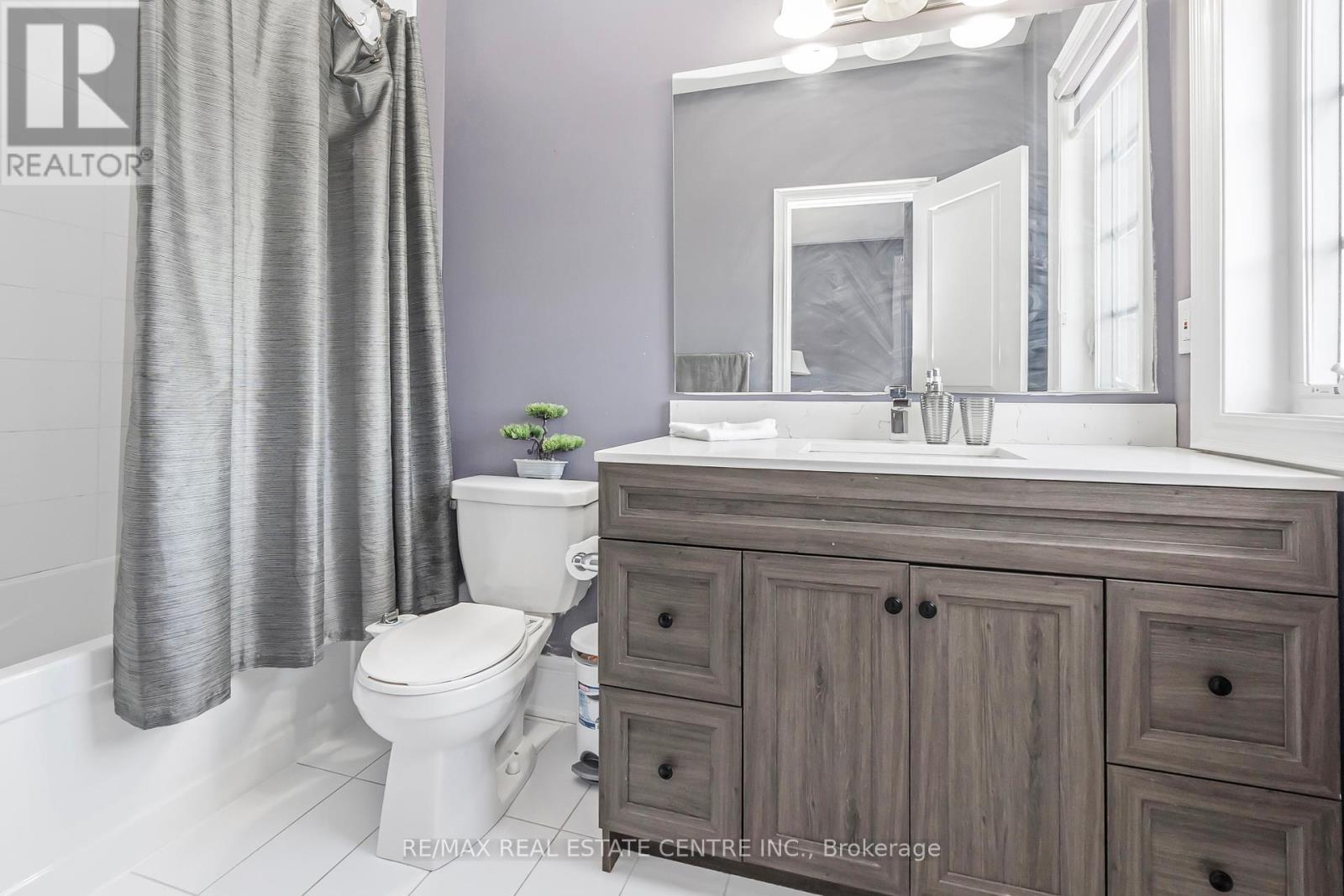 102 Belladonna Circle, Brampton (Toronto Gore Rural Estate), Ontario  L6P 4B6 - Photo 31 - W12442968