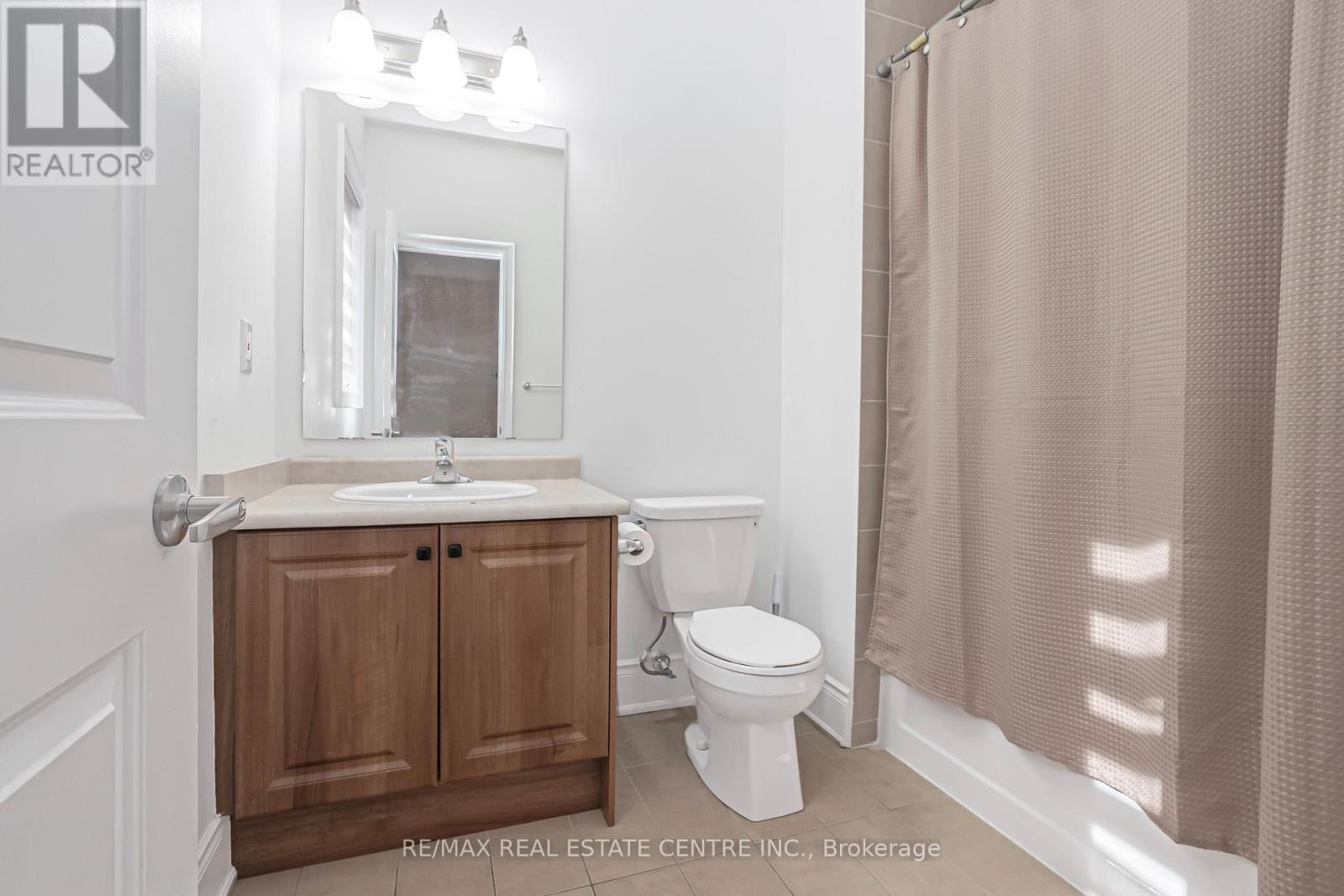 102 Belladonna Circle, Brampton (Toronto Gore Rural Estate), Ontario  L6P 4B6 - Photo 44 - W12442968