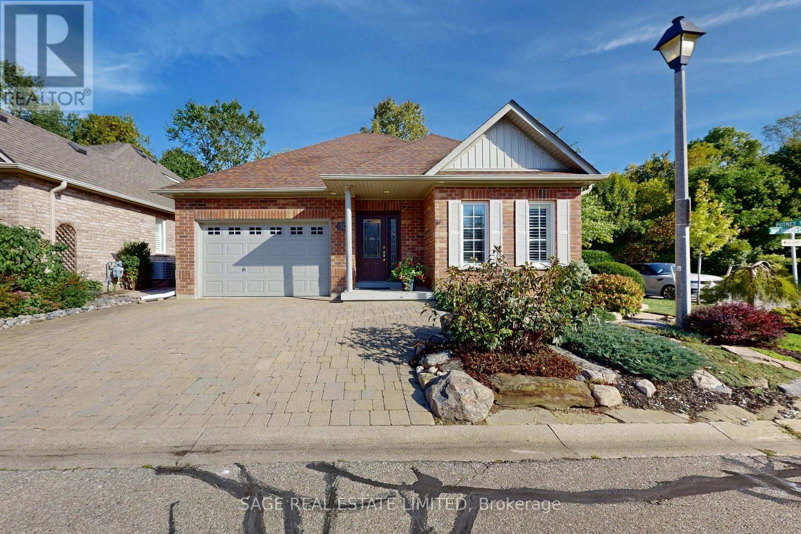 30 Nailsworth Crescent, Caledon, Ontario  L7C 1R3 - Photo 1 - W12442984