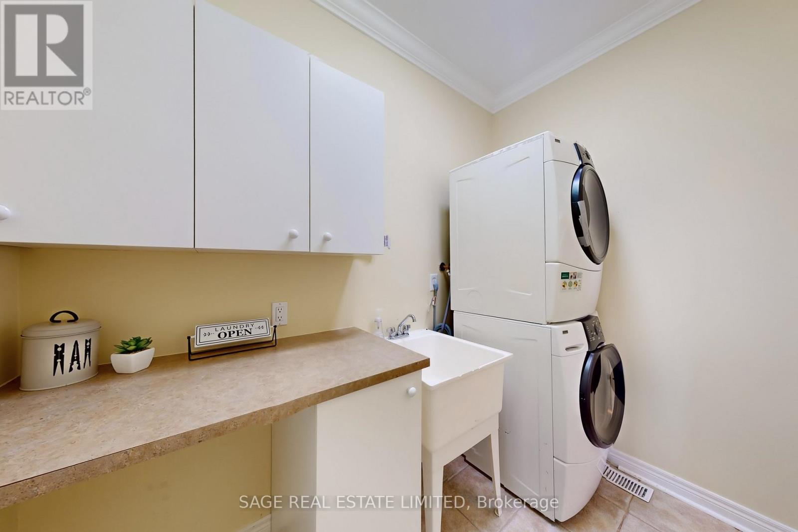 30 Nailsworth Crescent, Caledon, Ontario  L7C 1R3 - Photo 25 - W12442984