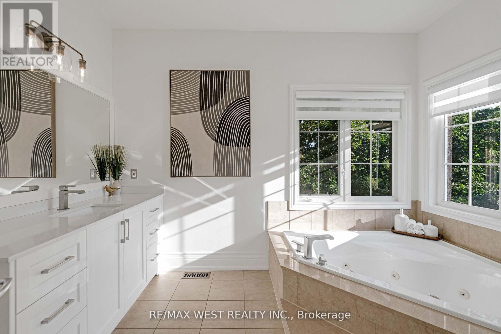 49 Mccauley Drive, Caledon, Ontario  L7E 0B6 - Photo 17 - W12442993