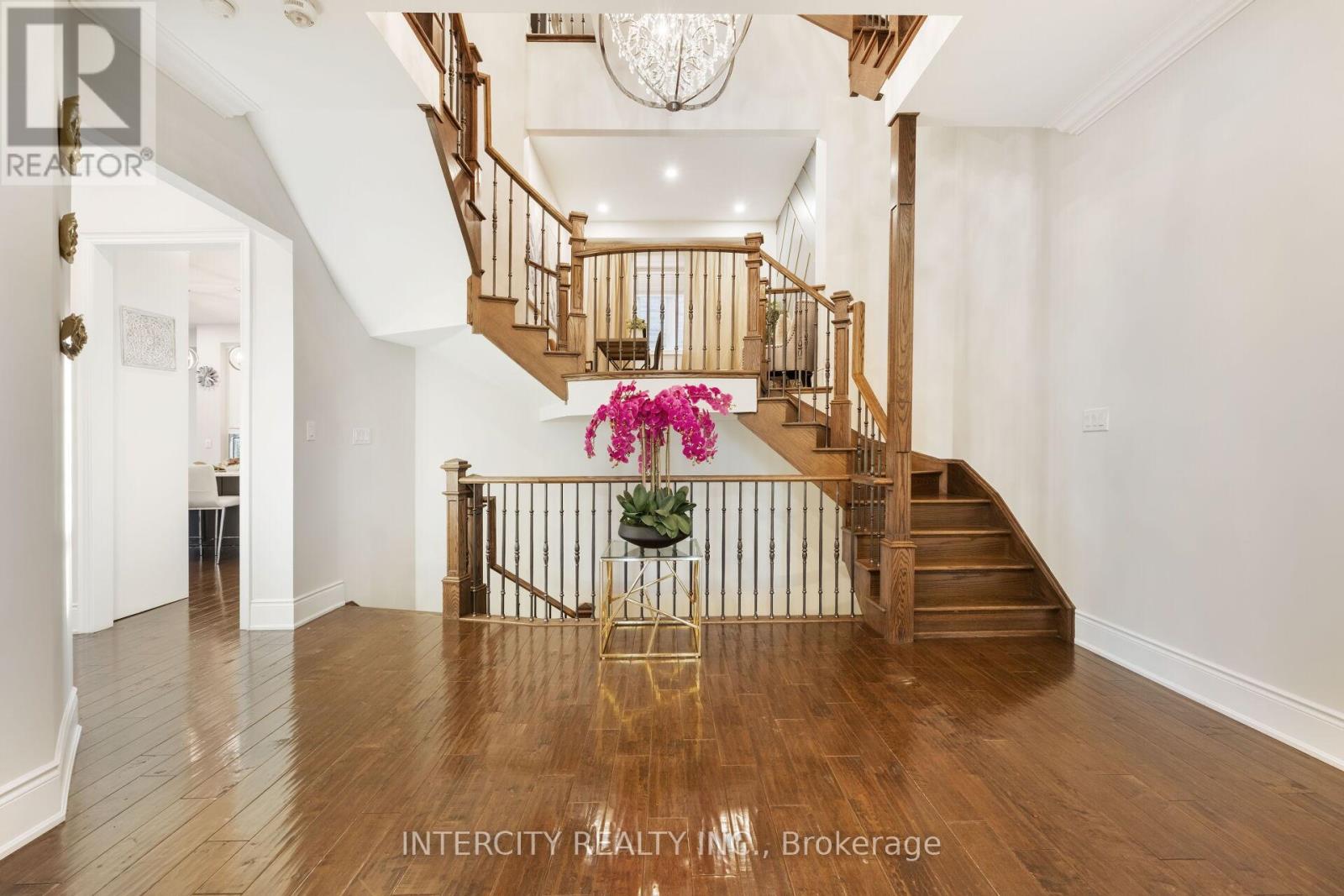 29 Chiming Road, Brampton (Toronto Gore Rural Estate), Ontario  L6P 4E1 - Photo 11 - W12443029