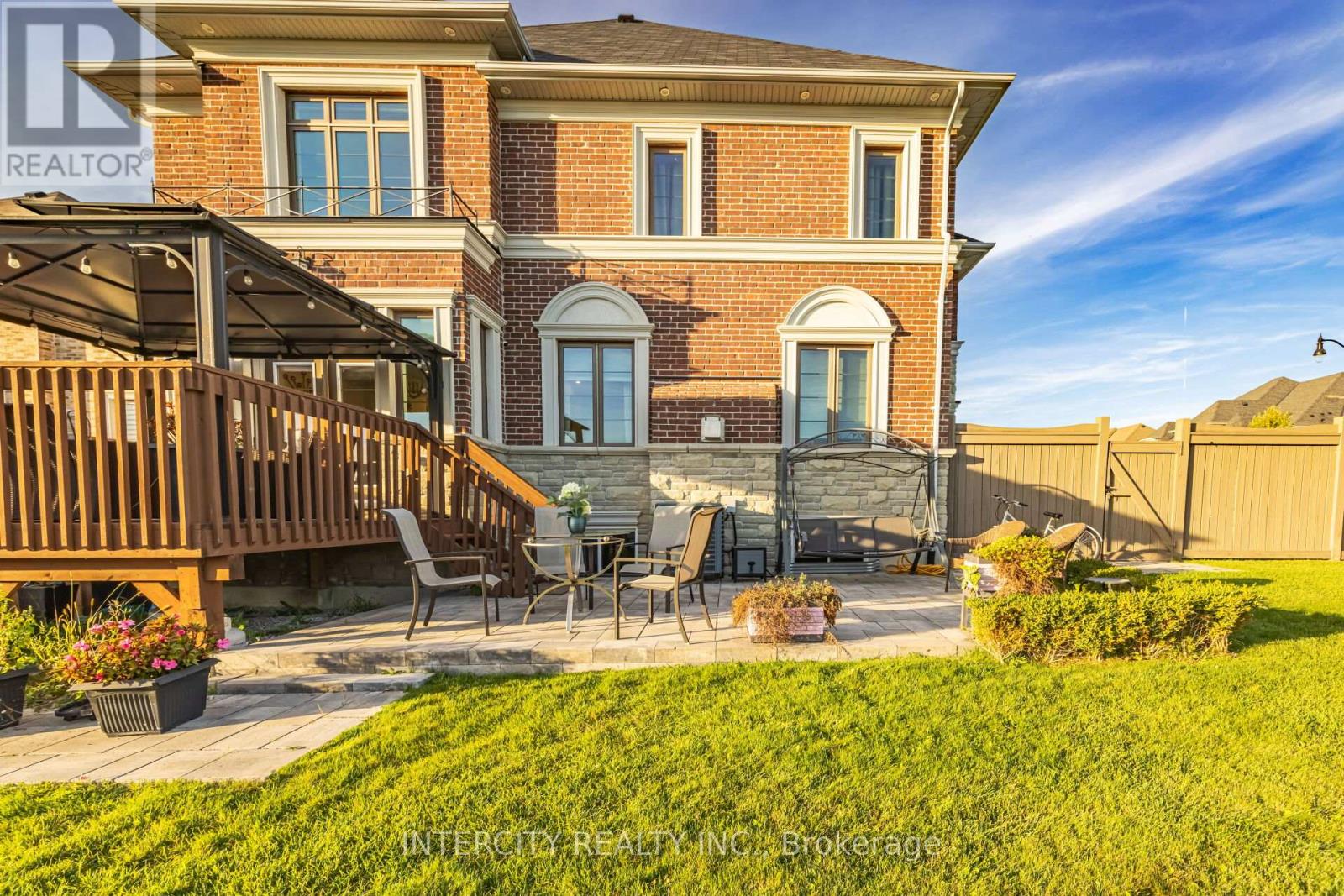 29 Chiming Road, Brampton (Toronto Gore Rural Estate), Ontario  L6P 4E1 - Photo 48 - W12443029