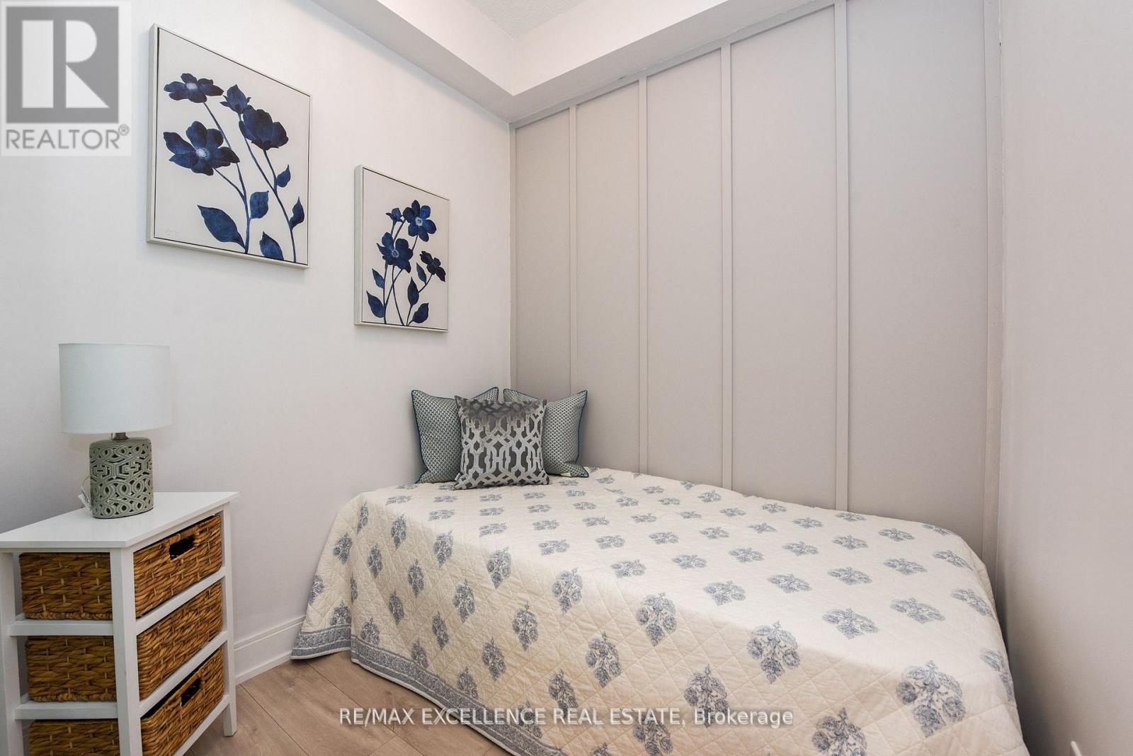 608 - 70 Annie Craig Drive, Toronto (Mimico), Ontario  M8V 0G2 - Photo 10 - W12443036