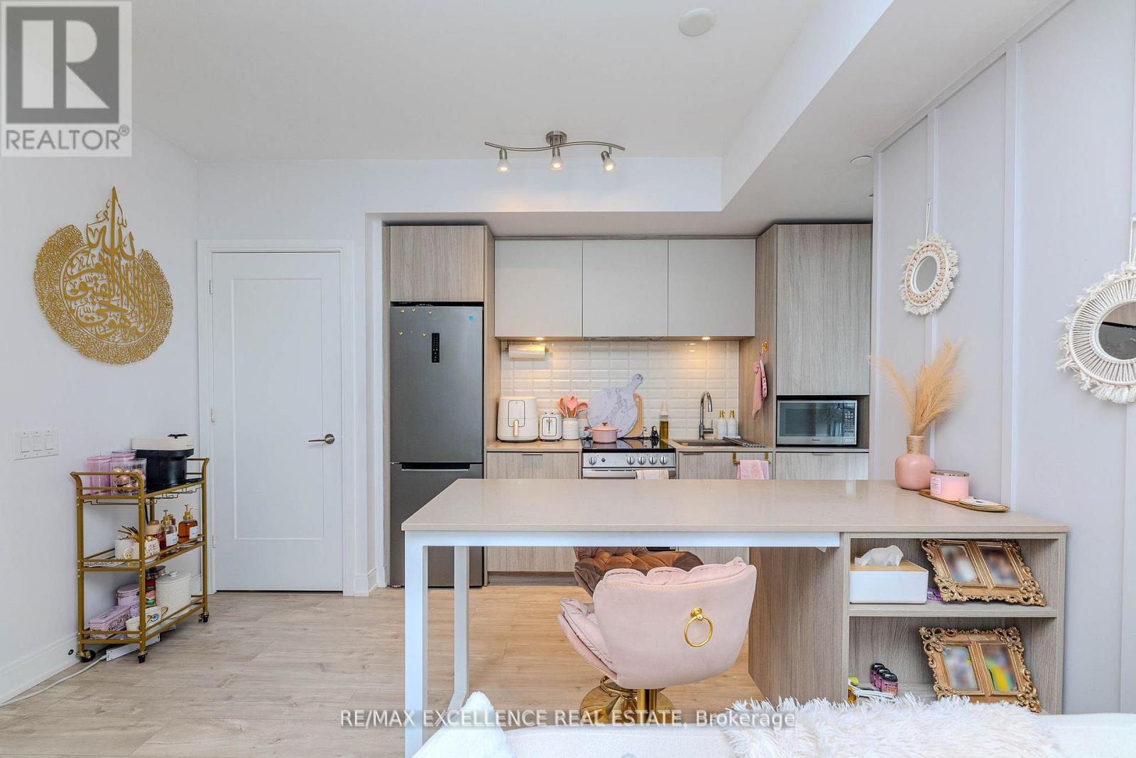608 - 70 Annie Craig Drive, Toronto (Mimico), Ontario  M8V 0G2 - Photo 14 - W12443036