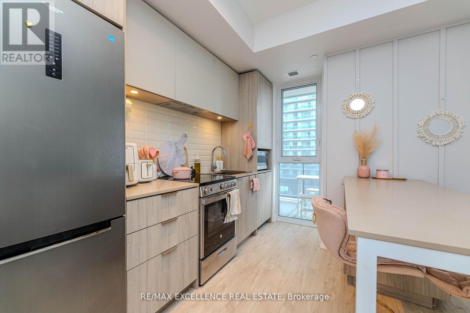 608 - 70 Annie Craig Drive, Toronto (Mimico), Ontario  M8V 0G2 - Photo 15 - W12443036