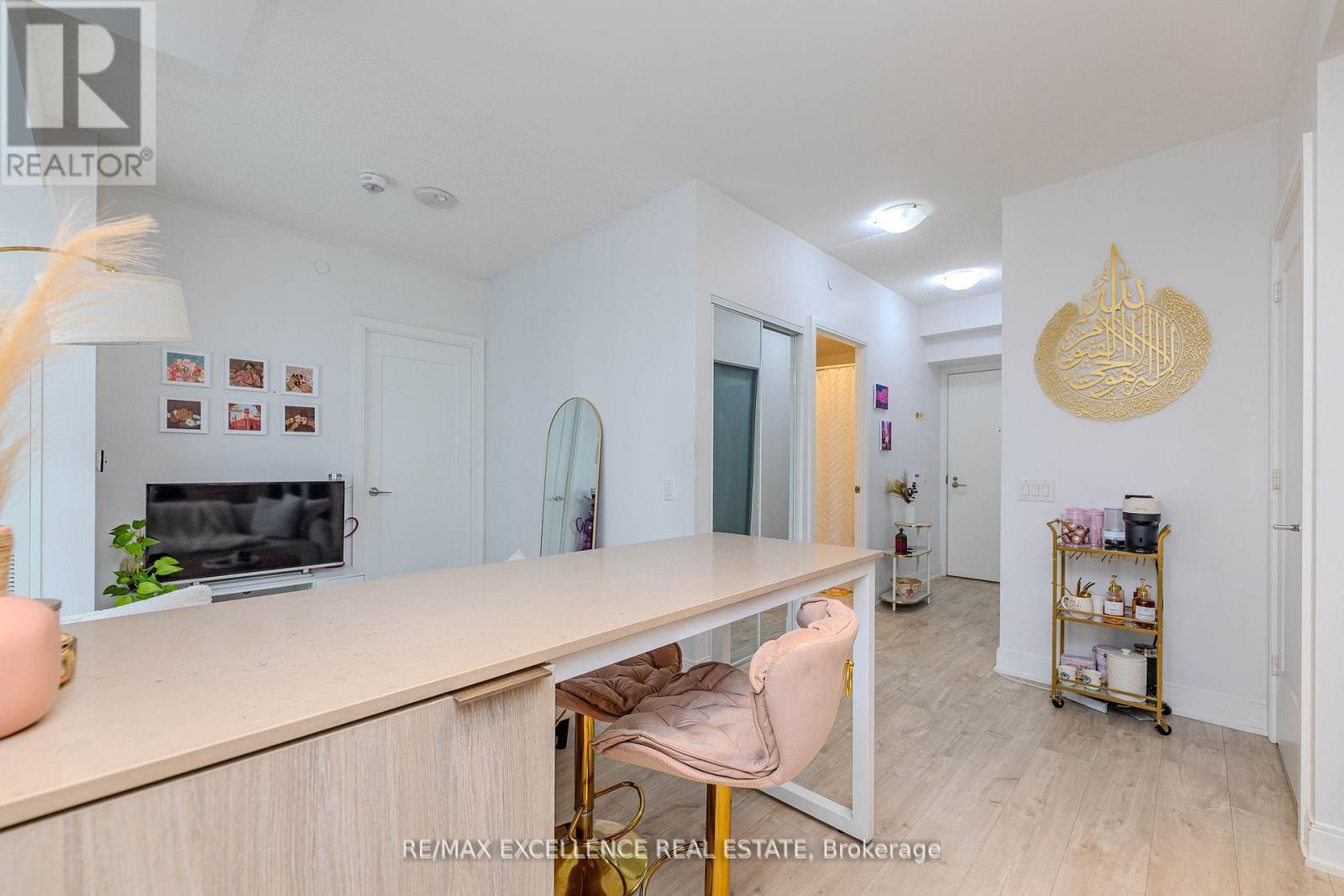 608 - 70 Annie Craig Drive, Toronto (Mimico), Ontario  M8V 0G2 - Photo 18 - W12443036