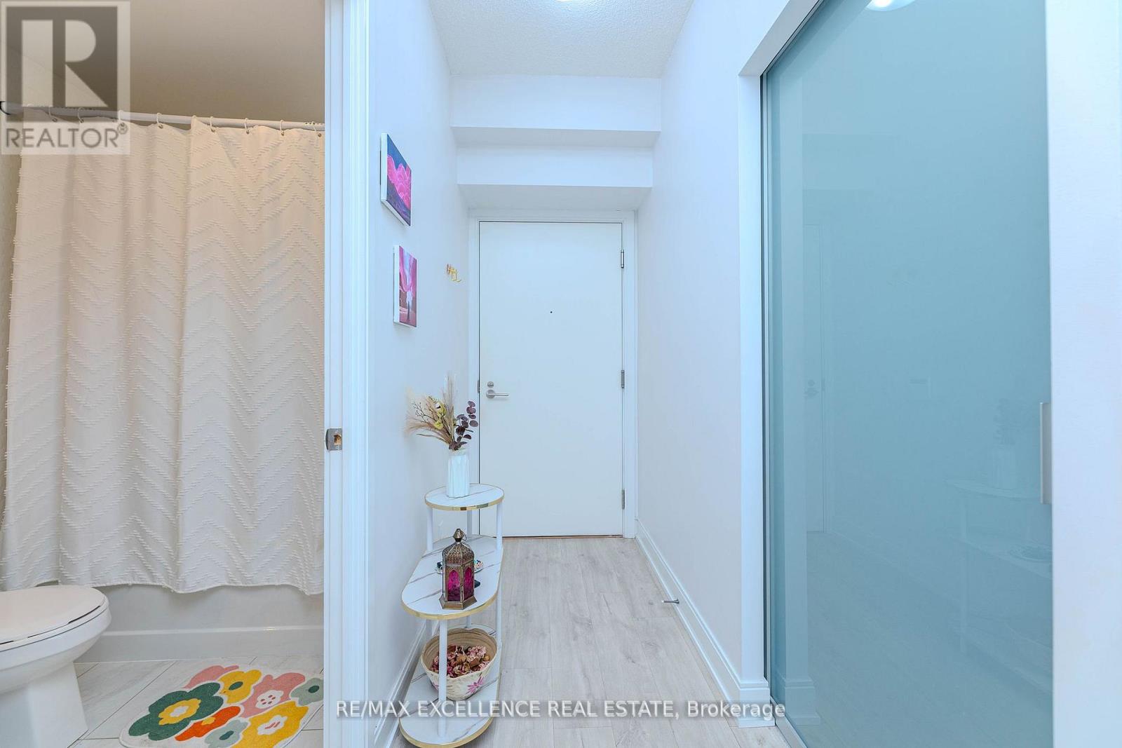 608 - 70 Annie Craig Drive, Toronto (Mimico), Ontario  M8V 0G2 - Photo 8 - W12443036