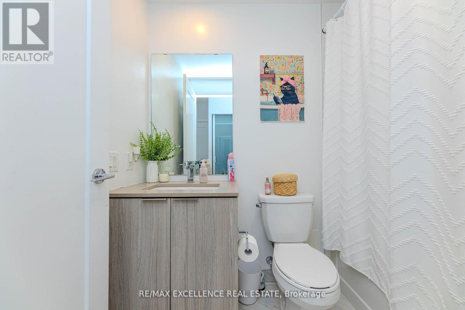 608 - 70 Annie Craig Drive, Toronto (Mimico), Ontario  M8V 0G2 - Photo 9 - W12443036