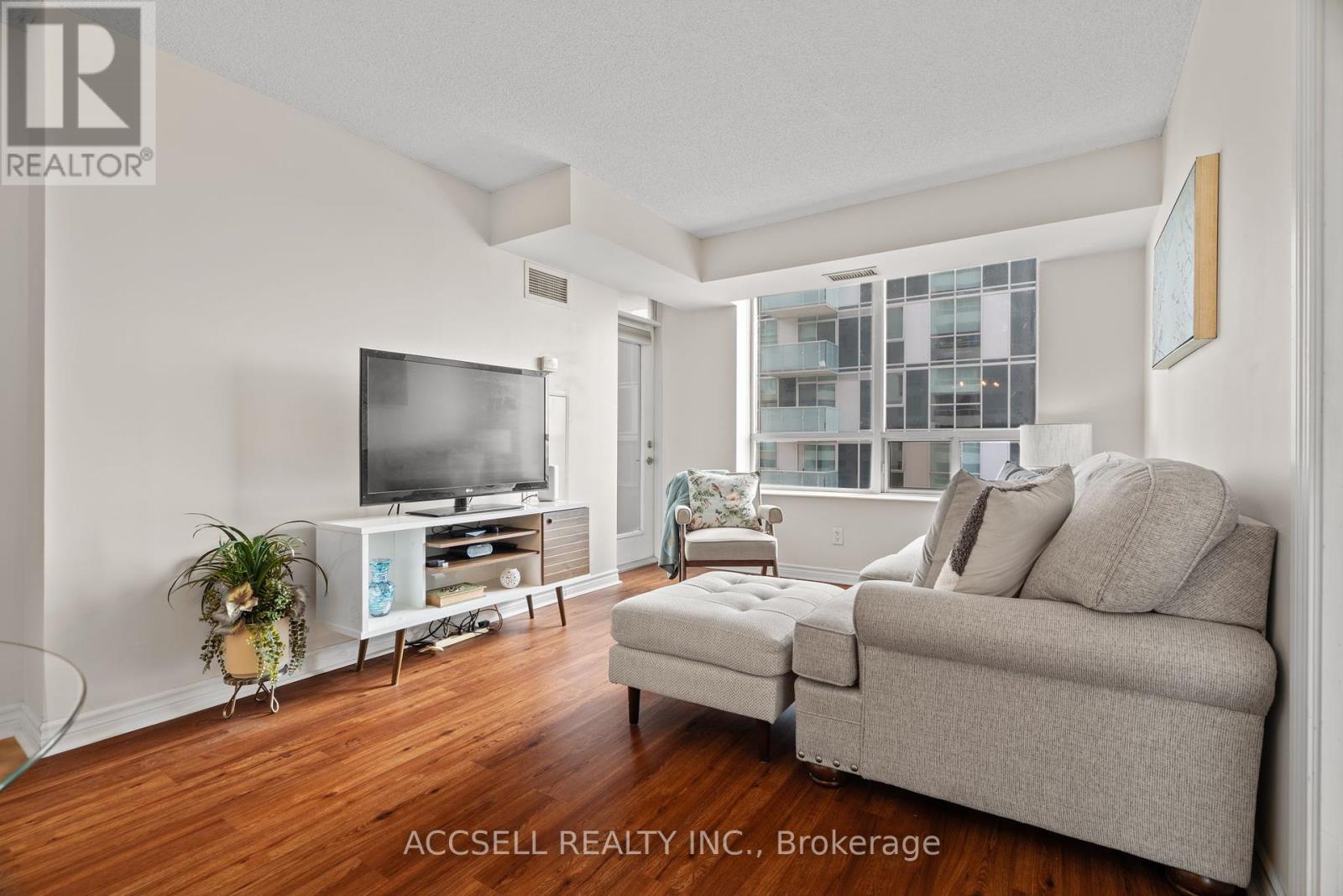 1816 - 5233 Dundas Street W, Toronto (Islington-City Centre West), Ontario  M9B 6M1 - Photo 10 - W12443055