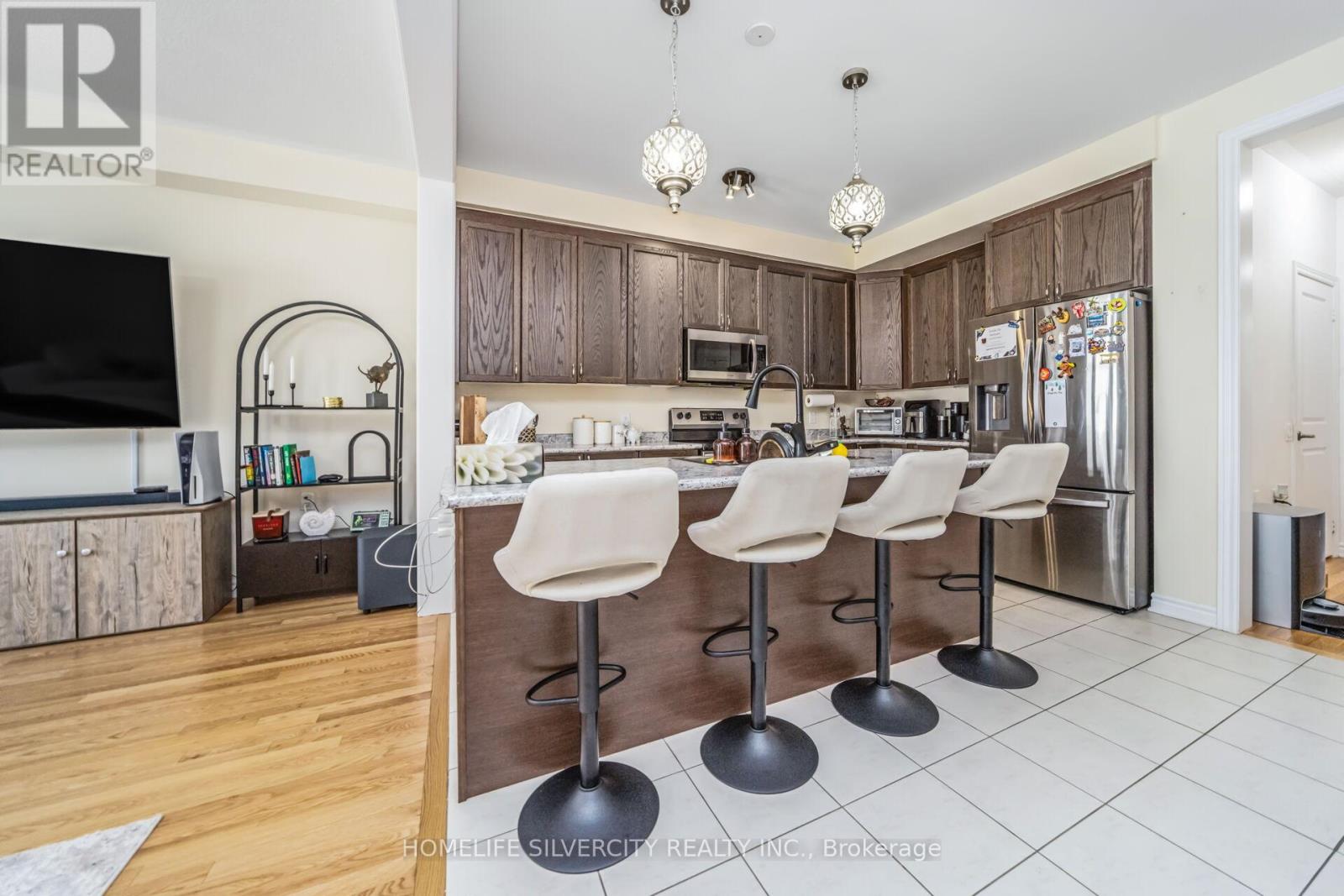 69 Tundra Road, Caledon, Ontario  L7C 4G9 - Photo 10 - W12443061